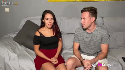 Horny teen couple makes a spicy sextape