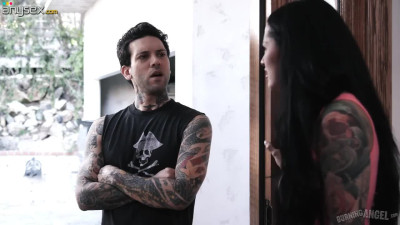 Tattooed goth chick Katrina Jade is fucked by hot blooded boyfriend