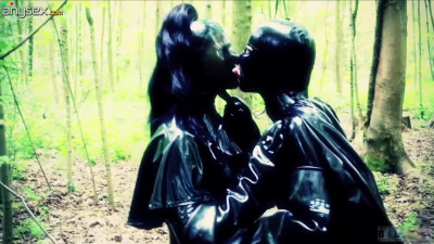 Latex fetish video featuring sizzling hooker Lady Bellatrix