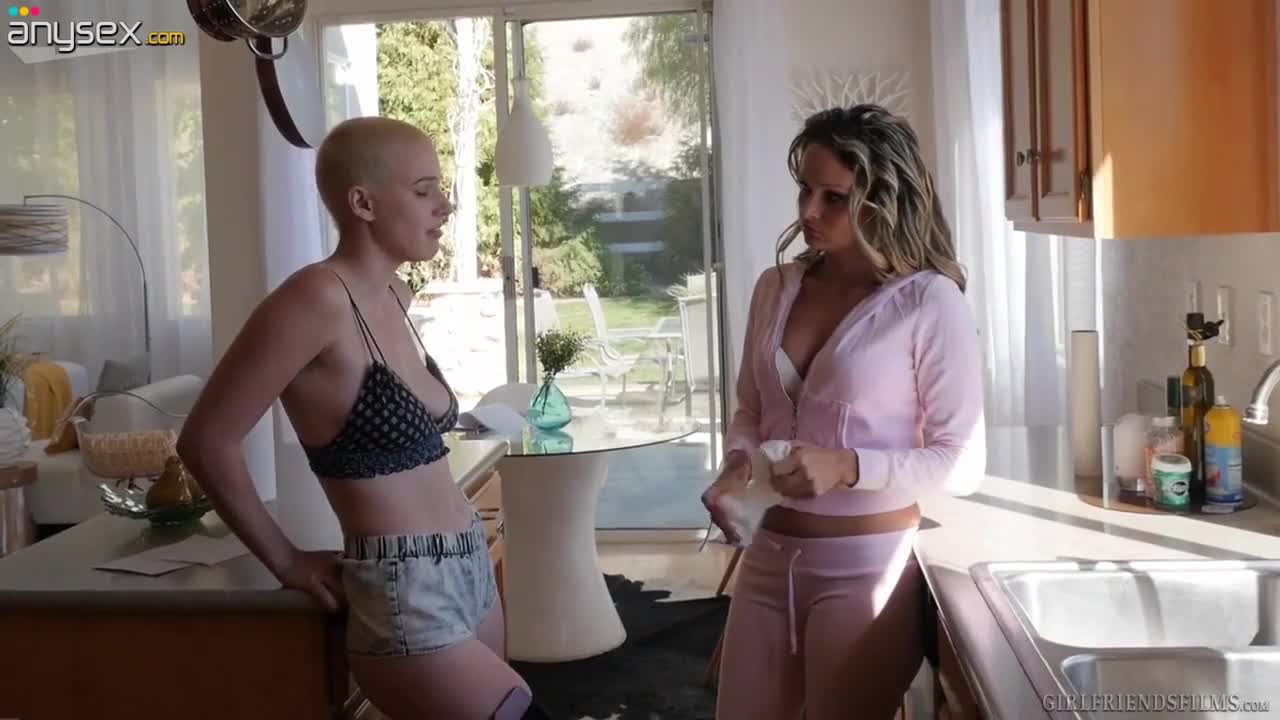 Bald headed dyke Riley Nixon finger fucks and licks appetizing pussy Free Porn Videos | ePornAny.