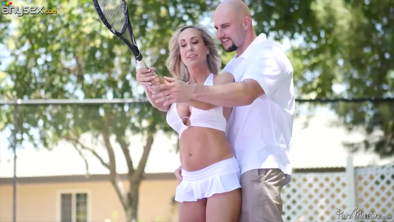 Captivating milf with sexy tan lines Brandi Love gives a blowjob on the tennis court Free Porn Videos | ePornAny.