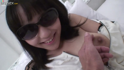 Japanese slut in sun glasses Chizuru gives her head and gets her slit fucked