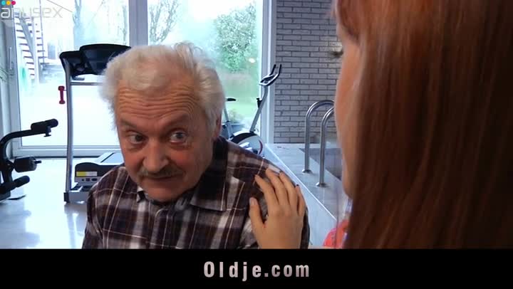 Oldman knows how to make young girlfriend cum several times Free Porn Videos | ePornAny.